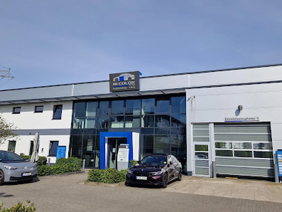 M-COLOR Karosserie Lackiererei GmbH - Tesla Approved Body Shop, Berlin