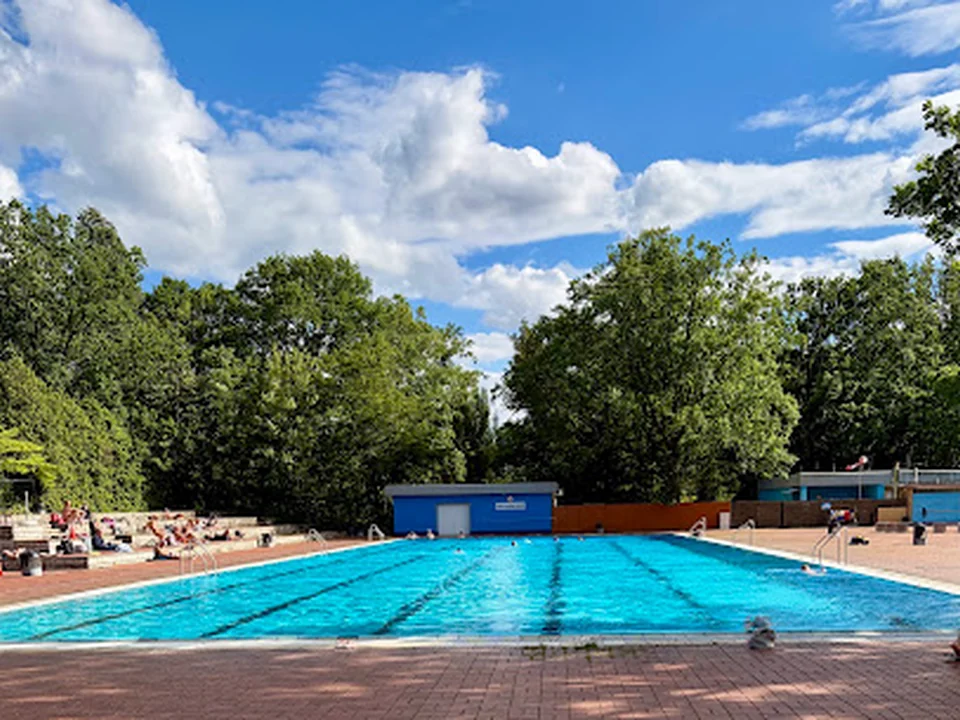 Sommerbad Kreuzberg - Berliner Bäder