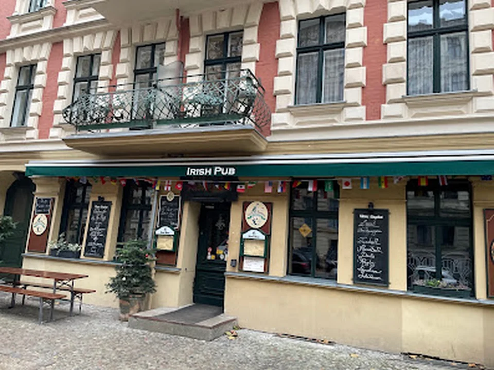 Cliffs of Dooneen, Berlin