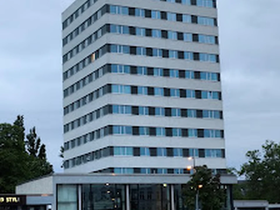 Jobcenter Berlin Mitte, Dienstgebäude Leopoldplatz