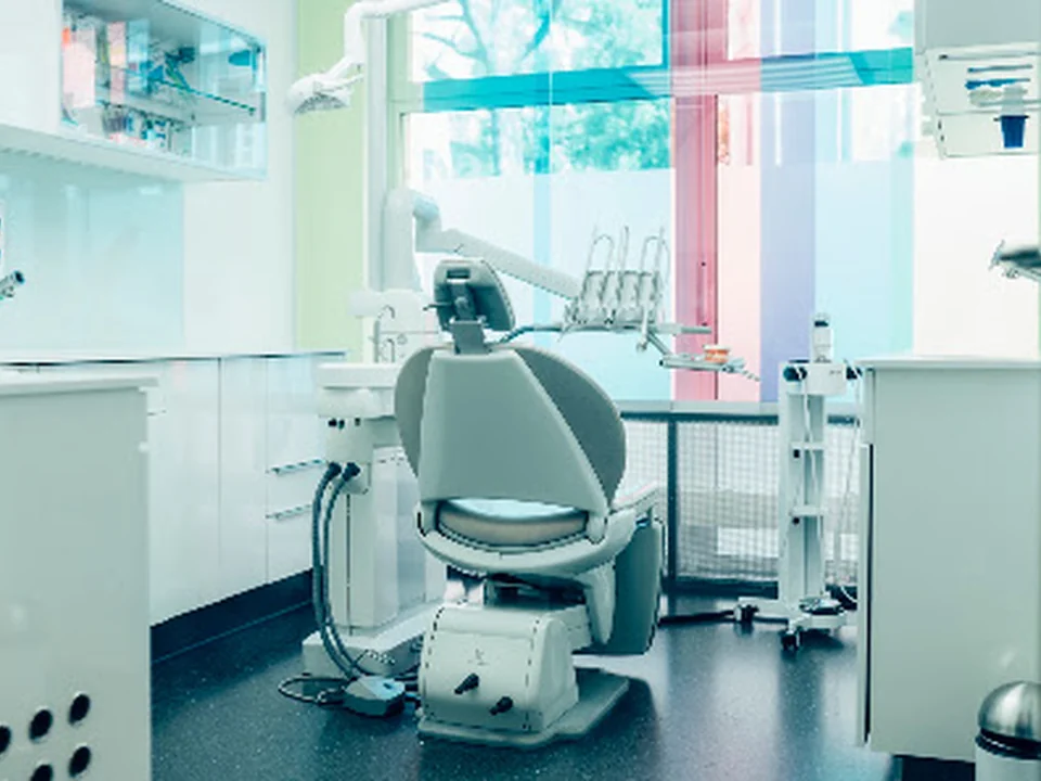 MVZ Dr. Siebers GmbH (Implantologie-Spezialisten Berlin)