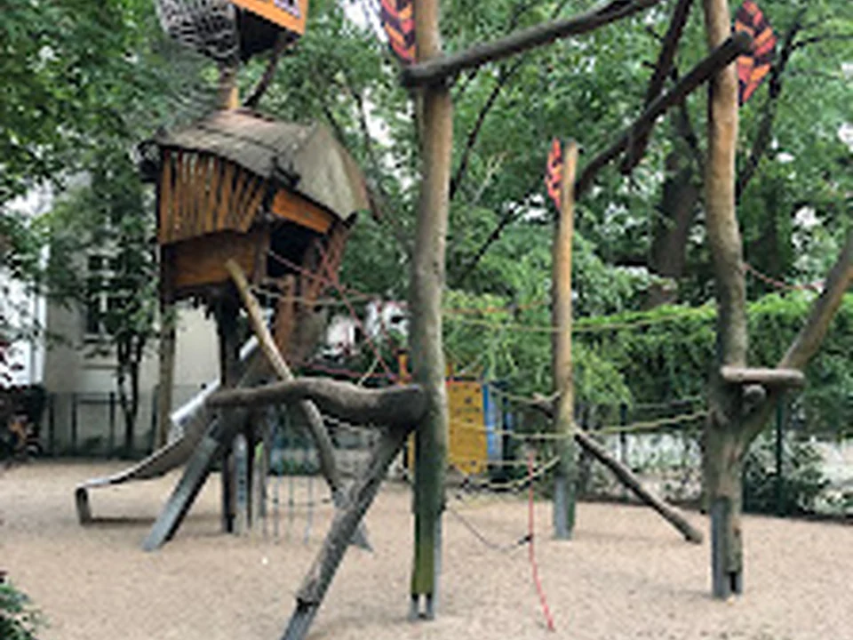 Hexenspielplatz, Berlin