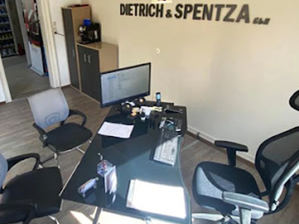 DIETRICH & SPENTZA GbR - Lackier- und Karosseriearbeiten, Berlin