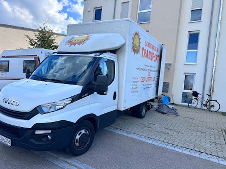 Sonnenschein Transport und Entrümpelung, Berlin